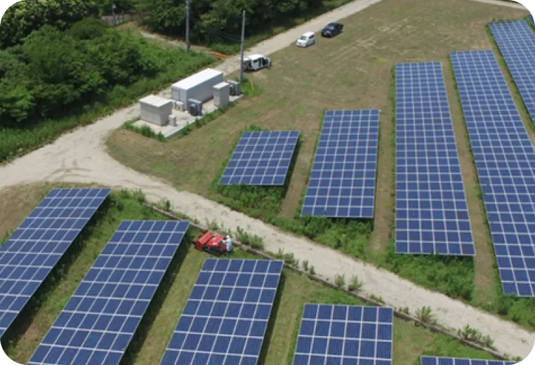 太陽光パネル廻りの草刈り実施